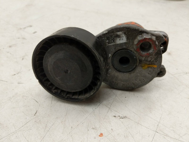 ⭕2015-2019 Mercedes Glk250 2.0L Engine Motor Belt Tensioner Assembly A