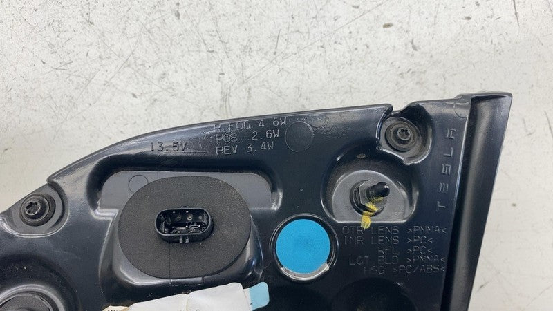 ⭕ 17-23 Model 3 Rear Left Inner Taillight LED Tail Lamp (3-Pin) LH 107