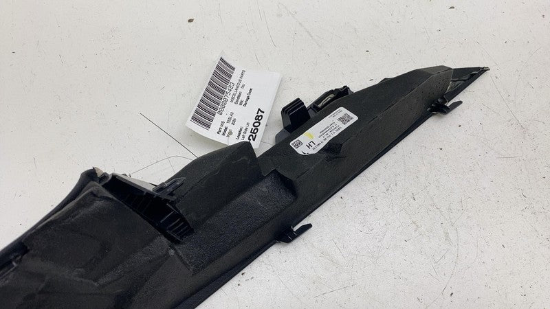 1867539-20-E ⭕ 24-25 Tesla Model 3 Driver Side C-Pillar Upper Trim Cover Left LH 1867539-20-E