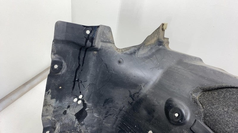 74850613 2018-2020 BMW 530E Front Passengrer Right Inner Fender Liner Splash Guard Shield