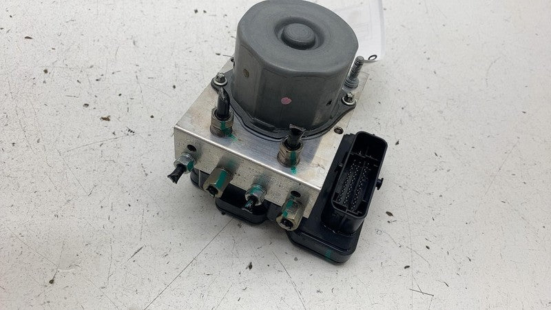 ⭕ 12-15 Model S Anti-Lock ABS Brake Pump Hydraulic Control Module 1037