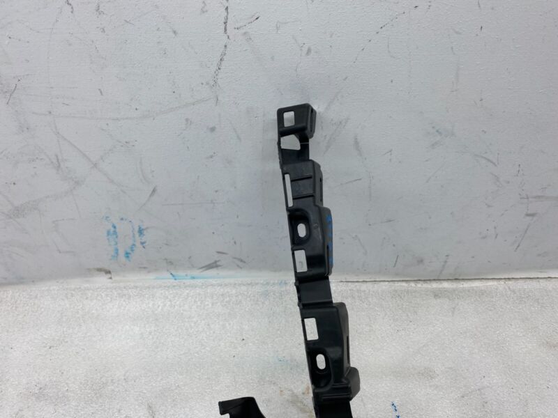 1053727 00 H ⭕ 2016-2020 Tesla Model X Passenger Side B-Pillar Bracket Right RH 1053727-00-H
