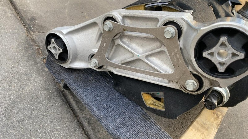 1035000-00-F ⭕14-18 Tesla Model S X Electric Engine Motor Front Small Drive Unit 1035000-00-J