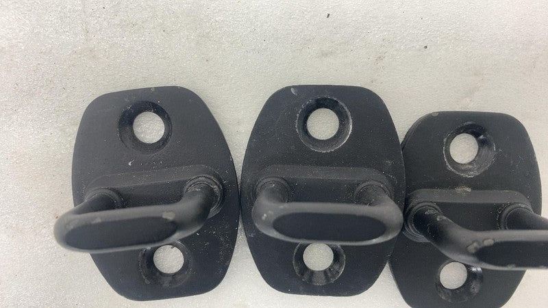 213101 ⭕2022-2024 Lucid Air Grand Touring Front or Rear Door Lock Latch Catcher Striker