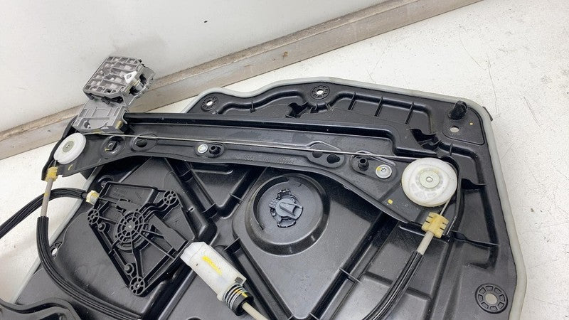 ⭕ 20-23 Tesla Model Y Rear Passenger Right Window Regulator & Motor 14