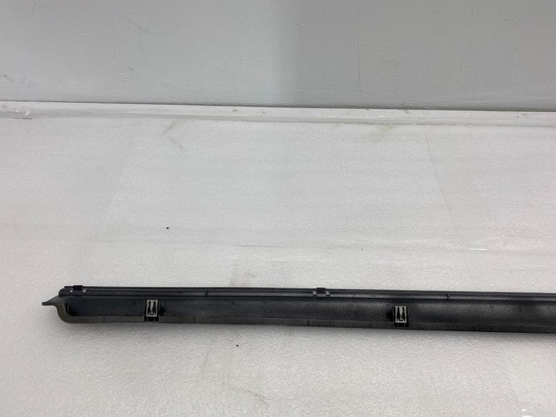 101221700F ⭕ 12-23 Model S MS Right Rocker Panel Scuff Plate Molding w/ Seal 1012217-00-F