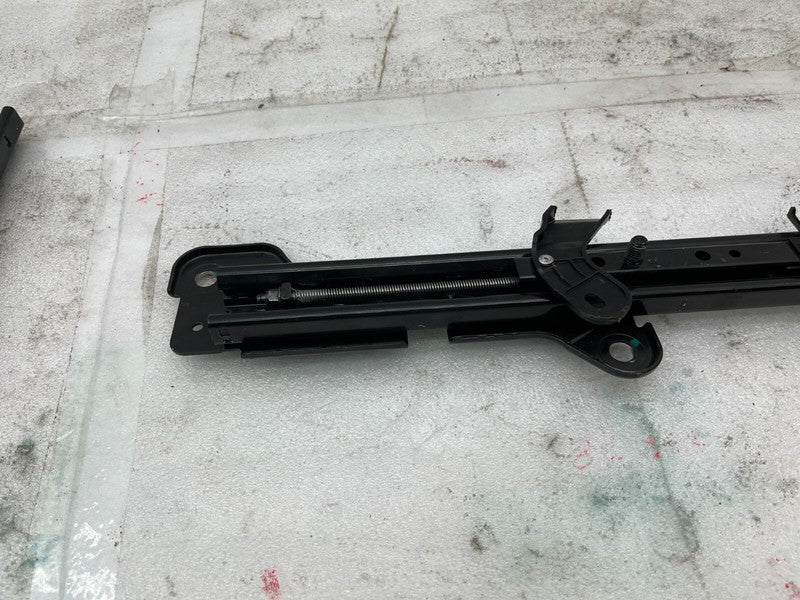 ⭕ 2016-2020 Tesla Model X Rear Right 2nd Row Seat Rail Track Section Frame Assy