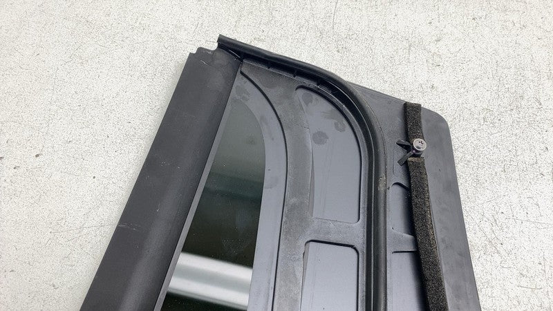 E9 43R-004553 ⭕ 2016-2020 Tesla Model X Rear Passenger Side Door Quarter Fixed Glass Right OEM