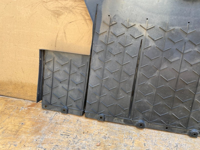 105732600B ⭕ 16-20 Model S Rear Bumper Splash Aero Shield Under Body Diffuser 1057326-00-B