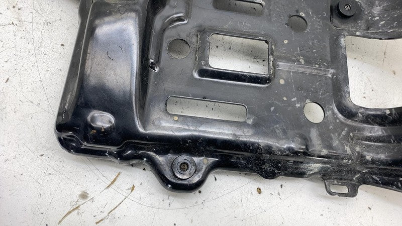 2013 2014 2015 2016 2017 2018 Ford C-Max Hybrid Battery Support Mounting Bracket