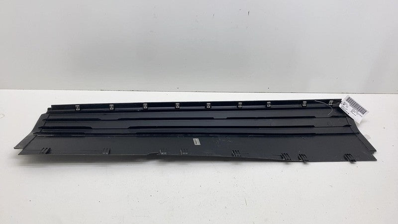 PT00046992D ⭕22-24 Rivian R1T Right Passenger Side Underbody Battery Cover Trim PT00046992-D