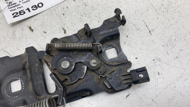 ⭕ 2018-2024 Lincoln Navigator Front Hood Bonnet Lock Latch Mechanism A