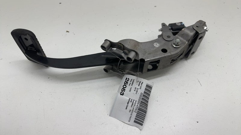 ⭕ 2018 Subaru XV Crosstrek Brake Pedal w/ Bracket Assembly