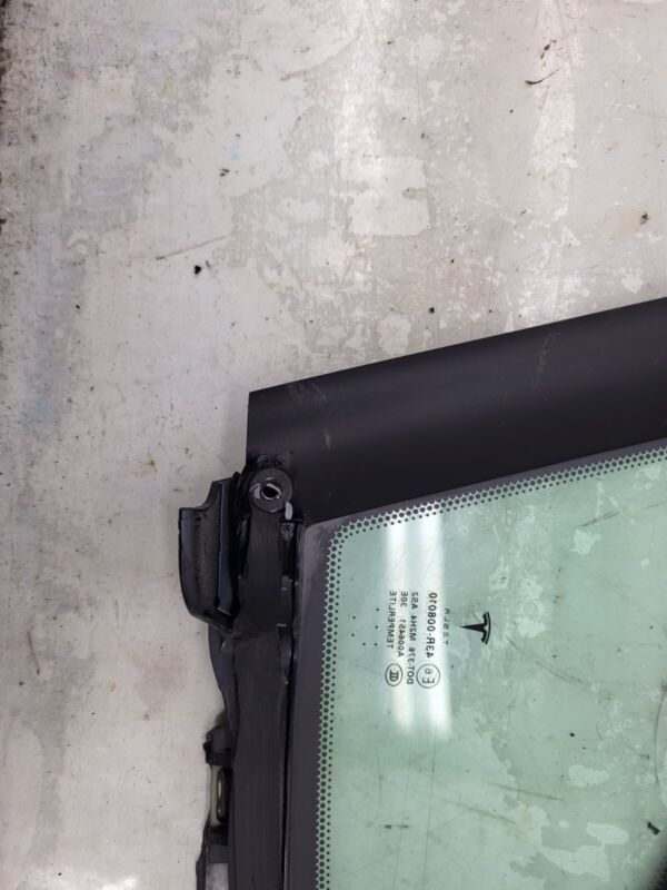 2012-2020 Tesla Model S Rear Passenger Side Quarter Fixed Glass Right Assembly