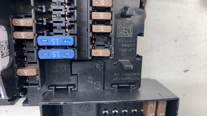 9360501 ⭕ 14-21 BMW i3 I01 Cabin Fuse Box Power Distribution Relay Module Unit 9360501