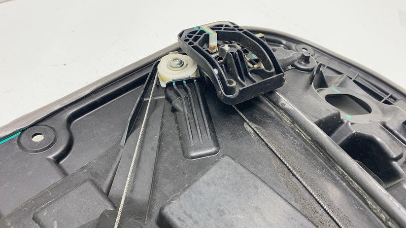 30747091 ⭕ 2021-2023 Polestar 2 Front Left Side Door Window Regulator & Carrier 30747091