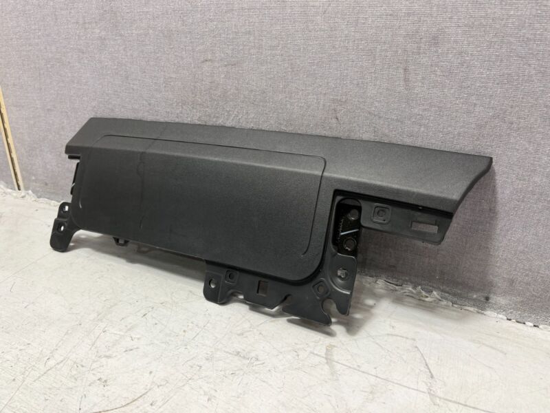 640508500F ❇️17-23 Tesla Model Y 3 Right Knee Airbag Passenger Safety Module RH OEM 1077826