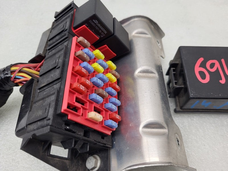 1013650-00-E ⭕ 12-15 Model S Engine Bay Under Hood Fuse Box w/ Holder Bracket 1013650-00-E