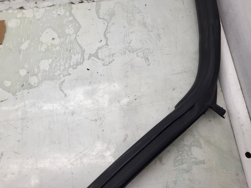 ⭕ 21-23 Tesla Model S Rear Driver Side Primary Body Seal Closure Left Assembly