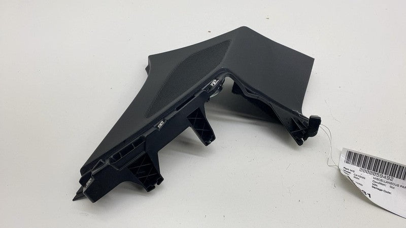9Y3.867.245 ⭕ 2019-2024 Porsche Cayenne Rear Left Quarter D-Pillar Trim w/ Speaker 9Y3867245