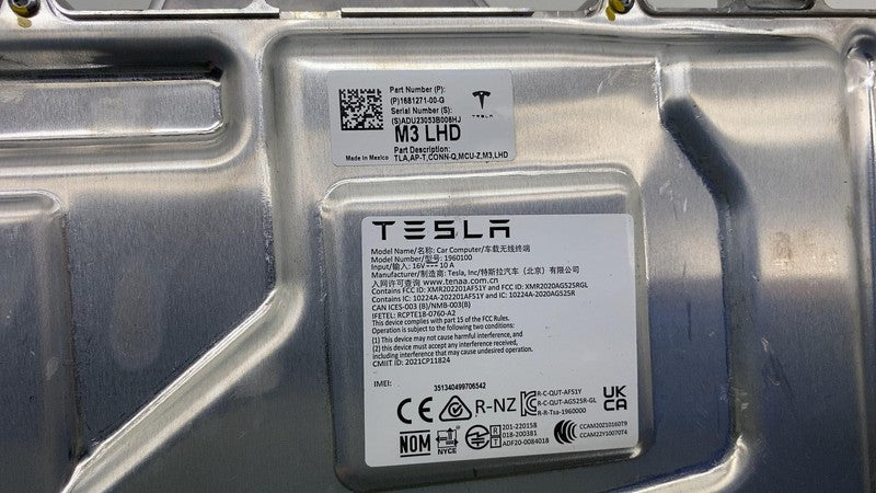 168127100G 2017-2023 Tesla Model 3 MCU Media Control Unit Service Car Computer Module Assy