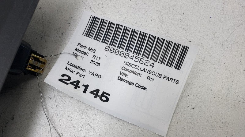 PT00219777 ⭕ 2022-2024 Rivian R1T Front Right Door Sill Scuff Plate Trim Cover PT00219777