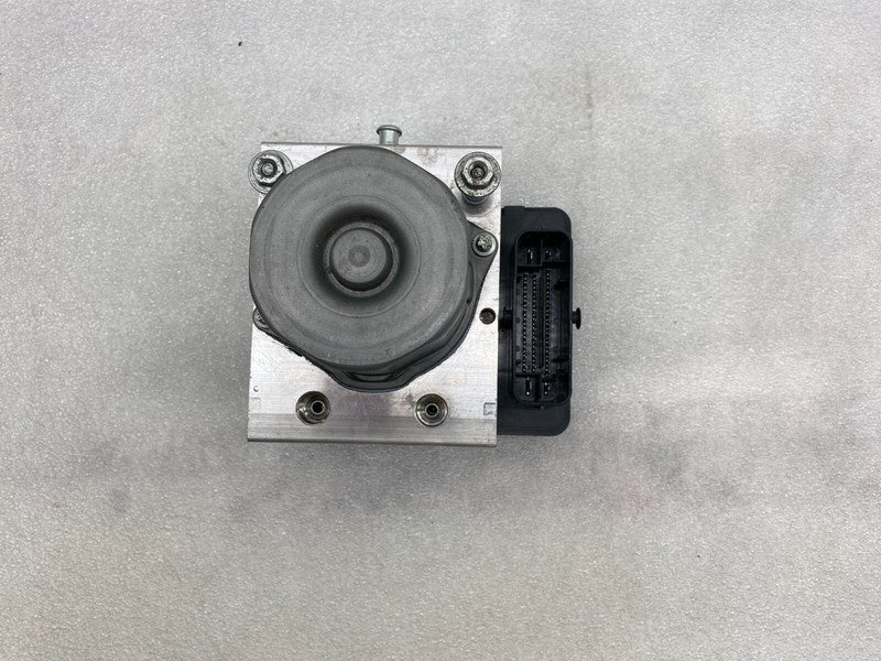 103779700D ⭕ 12-20 Model S Anti-Lock ABS Brake Pump Hydraulic Control Module 1037797-00-D