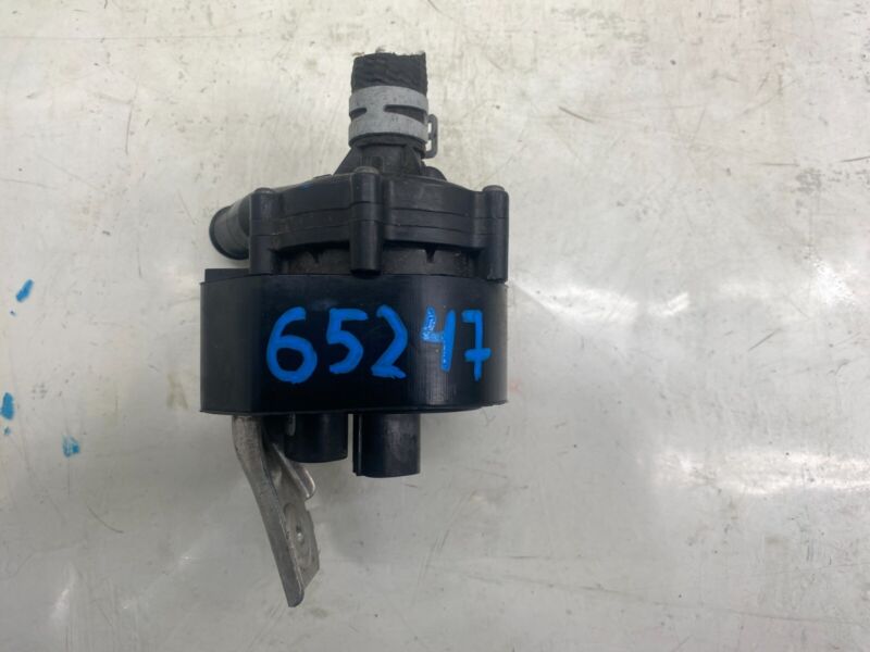 Does Not Apply 2016-2020 Tesla Model S MS Electric Auxiliary Coolant Water Pump w/ Bracket Assy