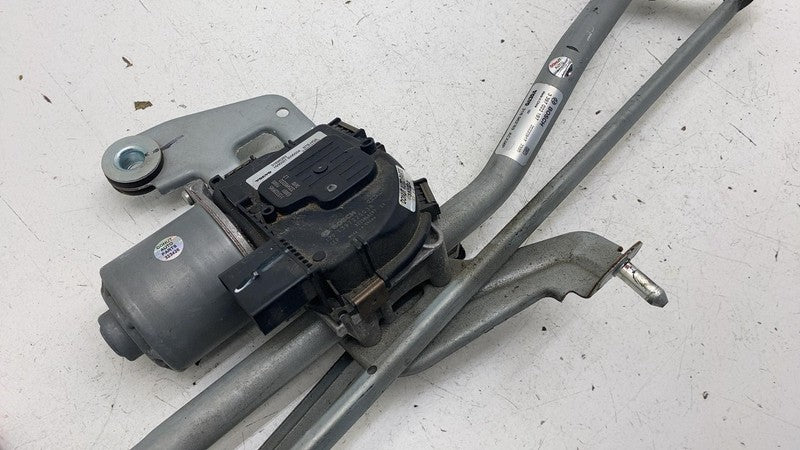 31696283 ⭕ 21-23 Polestar 2 Front Windshield Wiper Transmission Linkage w/ Motor 31696283