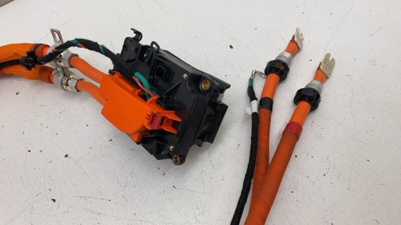 102604100O 16-20 Tesla Model S High Voltage Inlet Charger Cable Wiring Harness 1026041-00-O