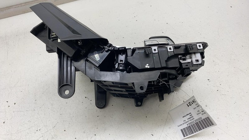⭕ 19-22 Audi E-Tron Front Console Monitor w/ Transmission Shifter & Cover Plate