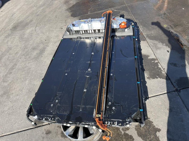 1104428-00-M ⭕ 2019 Tesla Model 3 Standard Range Plus Battery Pack 1104428-00-M (PARTS ONLY)