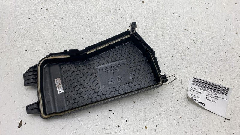 A 212 540 00 82 ⭕ 10-16 Benz E-Class E350 W212 Fuse Box Cover Panel Upper Housing A2125400082