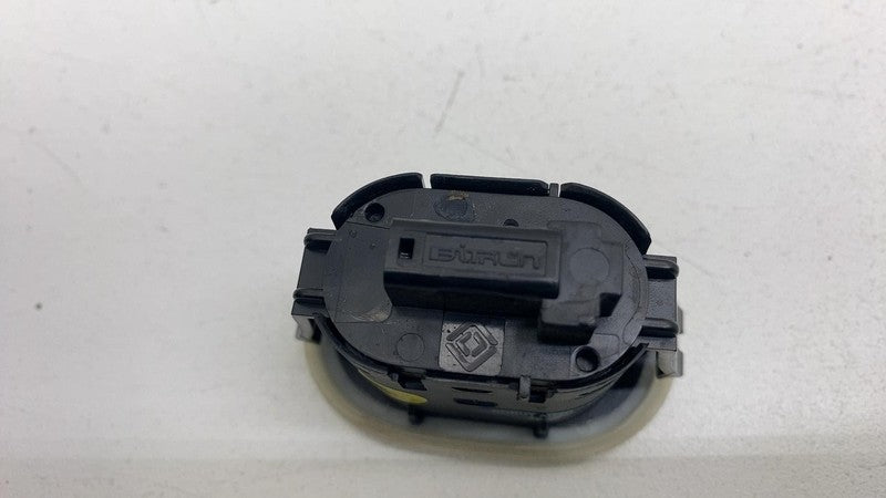PT00002098L ⭕22-24 Rivian R1T Rear Gear Tunnel Emergency Release Control Button PT00002098-L