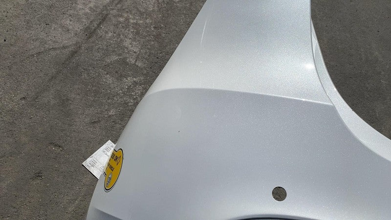 ⭕ 20-24 Model Y Rear Bumper Cover w/ Sensor Holes + Lower Valance Whit