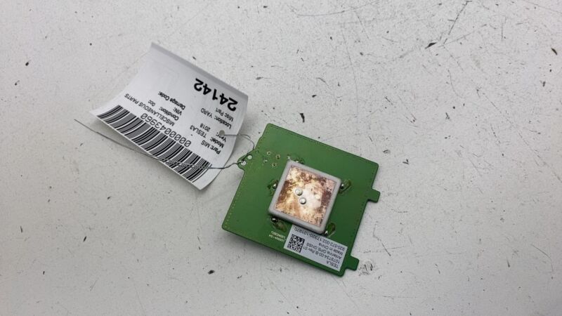 107973400B ⭕ 17-23 Tesla Model 3 Y Windshield Triple Camera GPS Antenna Module 1079734-00-B