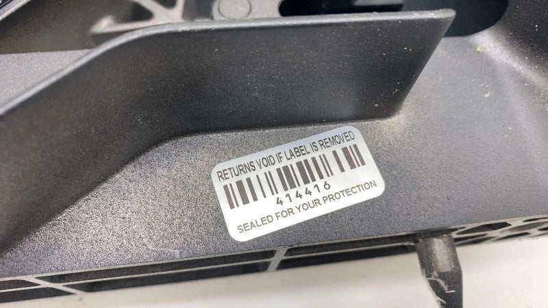 ⭕ 2024 Tesla Cybertruck Driver Left 1st Row Seat Inboard Riser Cast 18