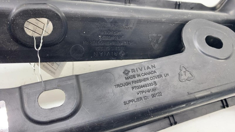 ⭕ 22-24 Rivian R1T Front Left & Right Trough Finisher Trim PT00449332/