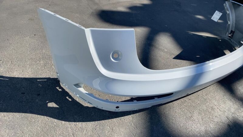 ⭕ 2018 2019 2020 2021 2022 2023 Audi Q5 Rear Bumper Cover Panel Assembly White