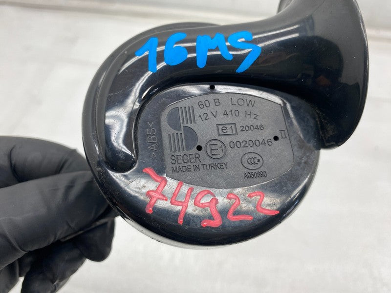 E1 0020046 ⭕ 2012-2020 Tesla Model S MS Seger Low Pitch Tone Horn 12V 410 Hertz w/ Bracket