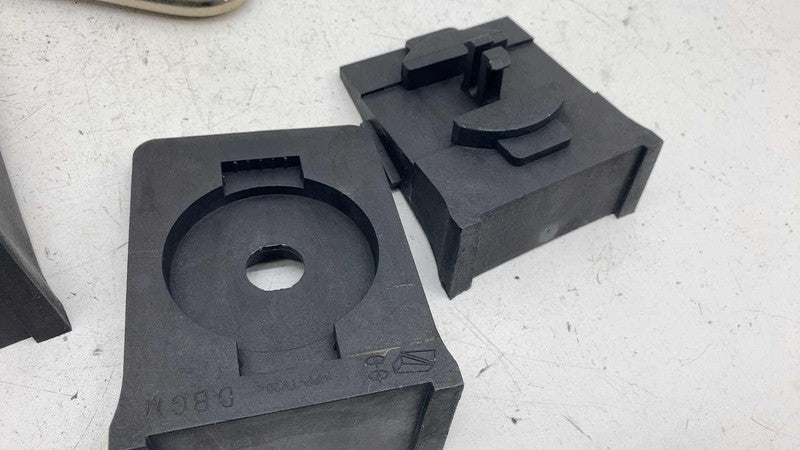 ⭕ 2014 2015 2016 2017 Land Rover Range Rover Sport Spare Foam Tool Kit