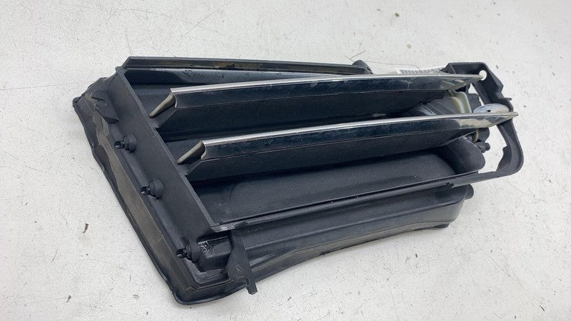 100726900E ⭕ 12-15 Model S Passenger Side Active Louvre A/C Vent Grille Right 1007269-00-E