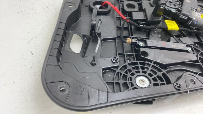 82480CV010 2022-2024 Kia EV6 Front Passenger Door Window Regulator & Motor + Carrier Right