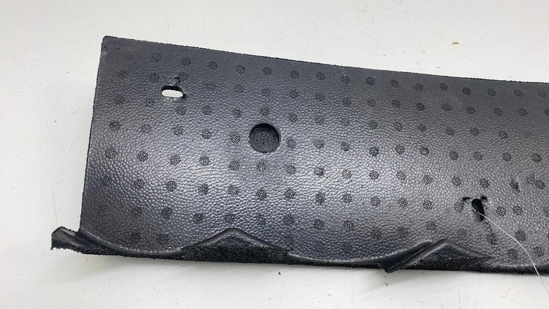 168465000B ⭕ 24-25 Tesla Cybertruck Rear Bumper Bracket Foam Piece Center Left 1684650-00-B