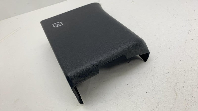 5RH62DX9AE ⭕ 17-25 Chrysler Pacifica Passenger B-Pillar Middle Trim Panel Right 5RH62DX9AE