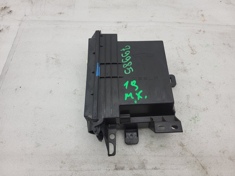 2058358 03 C ⭕ 16-20 Model X Front Body Comfort Control Module Enclosure Box BCM 2058358-03-C