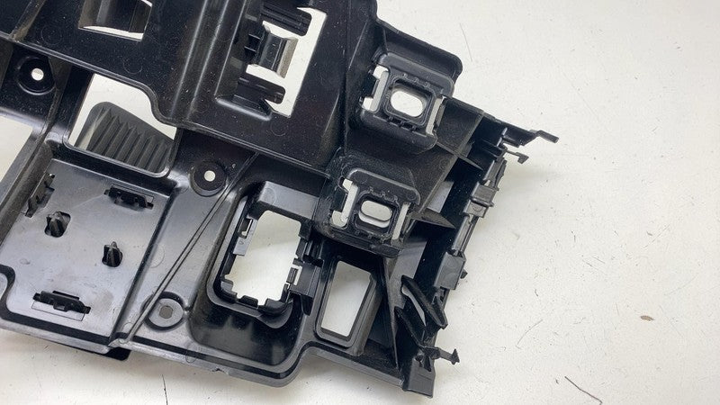 A 297 885 01 04 ⭕ 2022 Mercedes-Benz EQS 450+ V297 Rear Left Bumper Support Bracket A2978850104