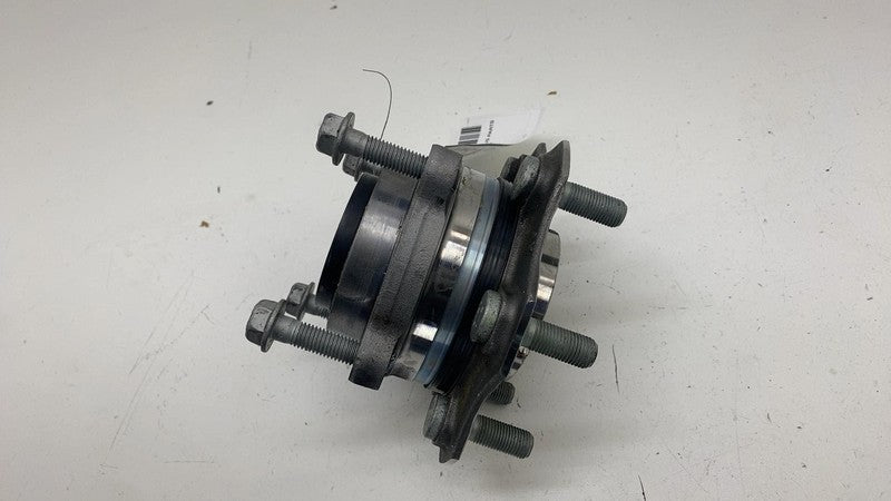 125017100D ⭕ 24-25 Cybertruck Front/Rear Driven Hub 6x139.7mm PCD-180mm Flange 1250171-00-D