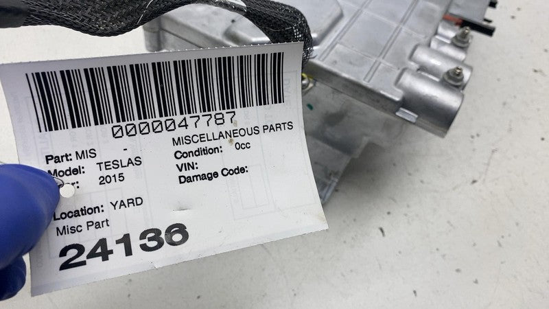 104889300A ⭕ 12-15 Tesla Model S 1-Phase High Voltage Junction Box Dual Motor 1048893-00-A