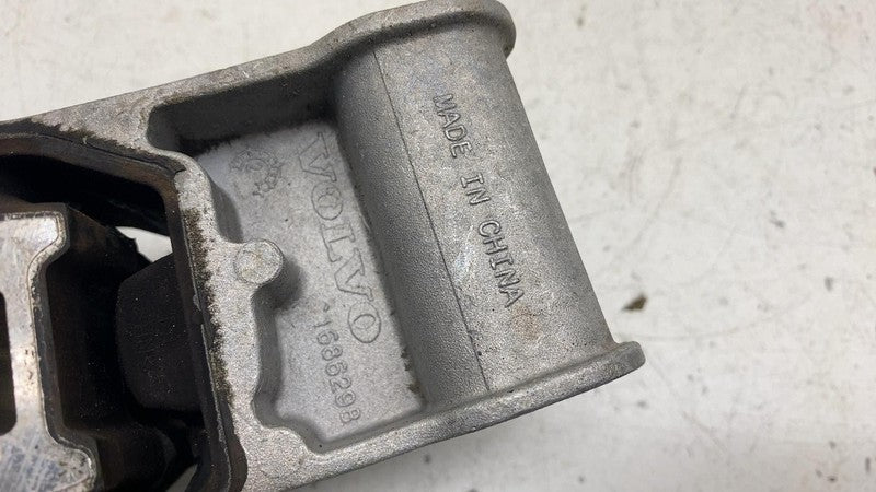 ⭕ 21-24 Polestar 2 Front Right Drive Unit Engine Motor Mount Bracket 3